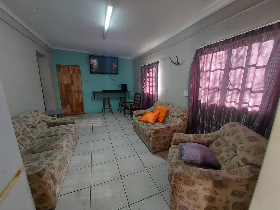 4 Bedroom Property for Sale in Uitenhage Central Eastern Cape